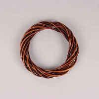 Вінок з лози коричневий 25 см. 39017